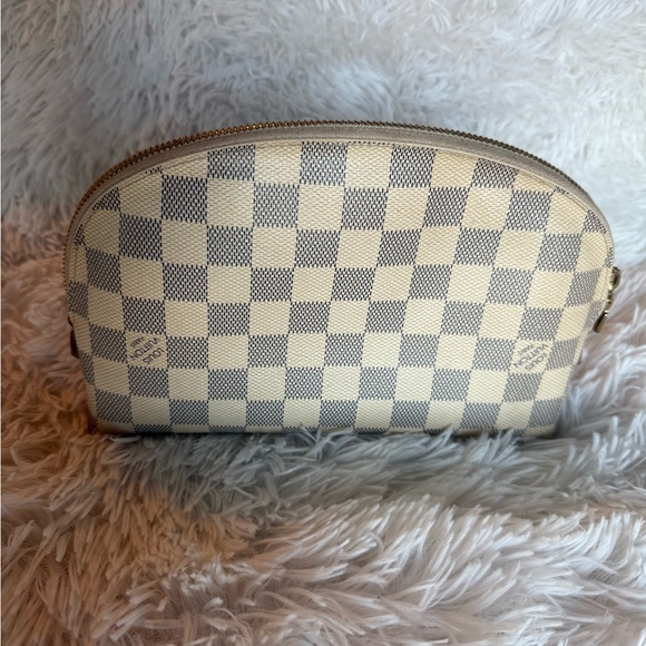 Louis Vuitton Damier Azur Cosmetic Pouch - Picture 16 of 16